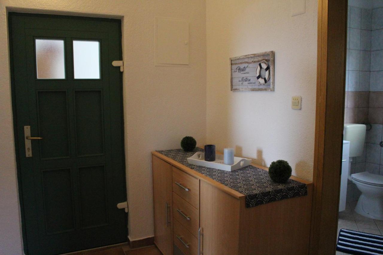 Apartment Lilly Нерезине Екстериор снимка